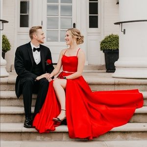 Meet your Posher, Crystal